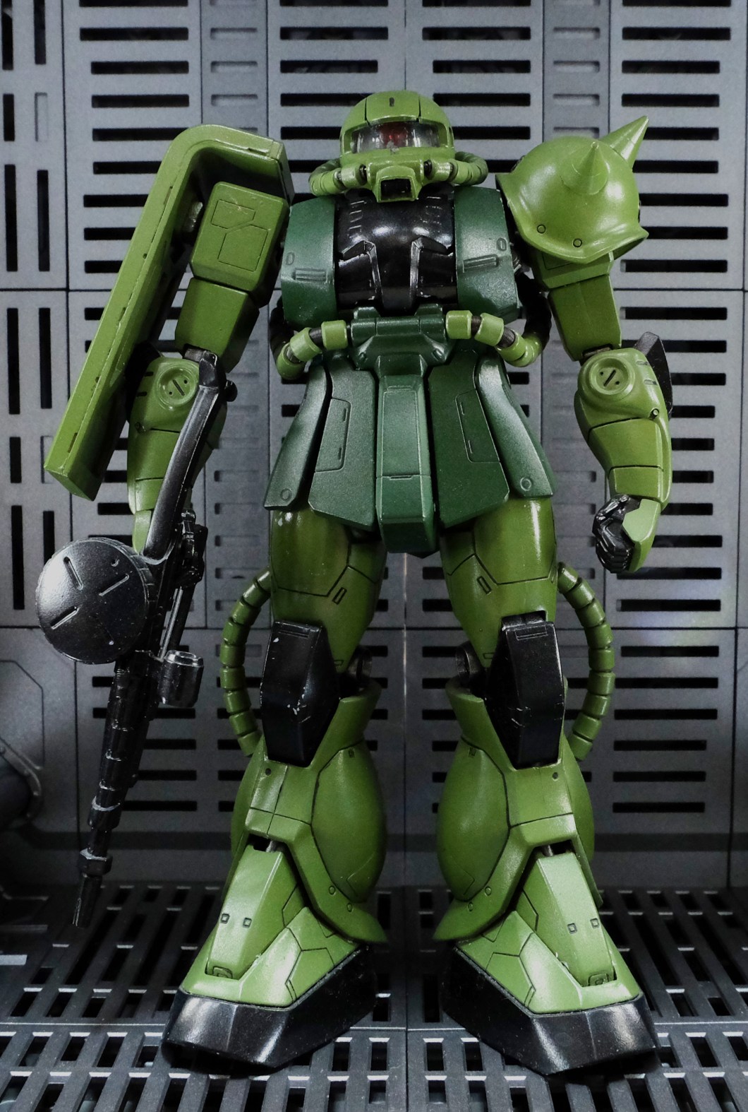 MG Zaku II 01.jpg