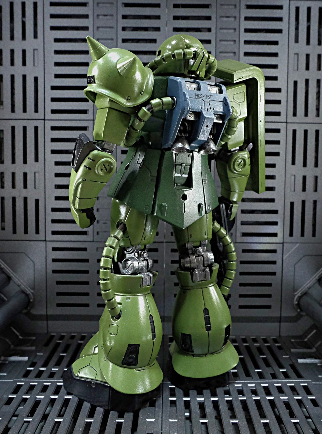 MG Zaku II 03.jpg